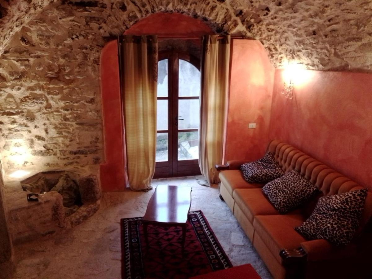 Appartamento Storico A Valle San Martino Di Spoleto Ngoại thất bức ảnh